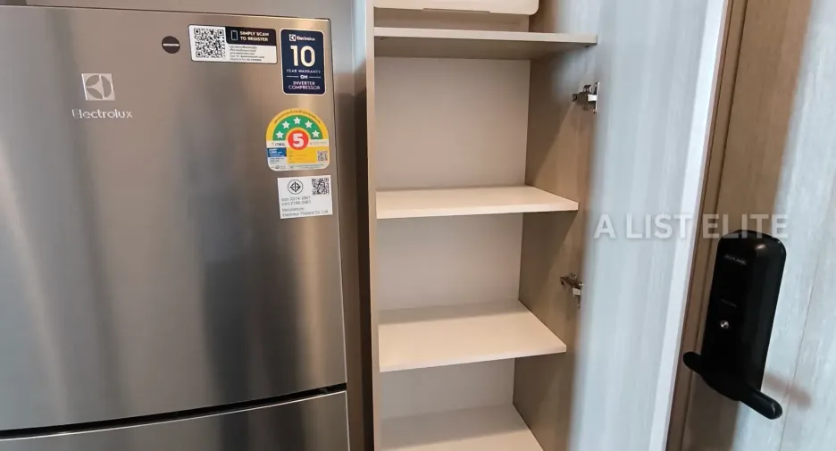 For sale 1 bed condo in Khlong San, Bangkok