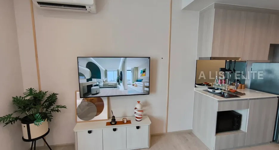 For sale 1 bed condo in Khlong San, Bangkok