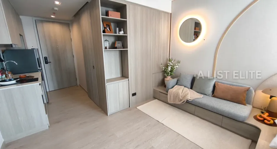 For sale 1 bed condo in Khlong San, Bangkok