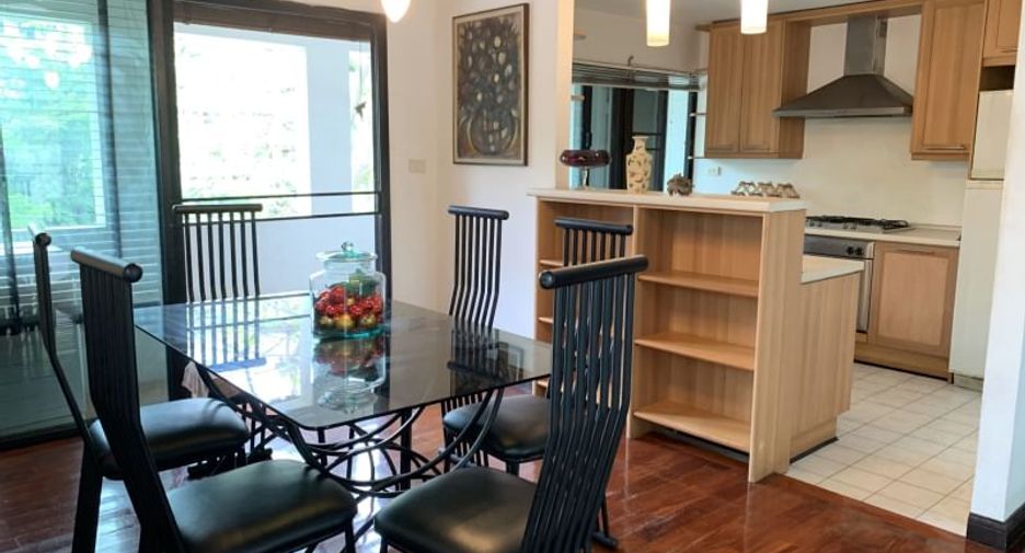 For rent 3 bedrooms condo in Watthana, Bangkok