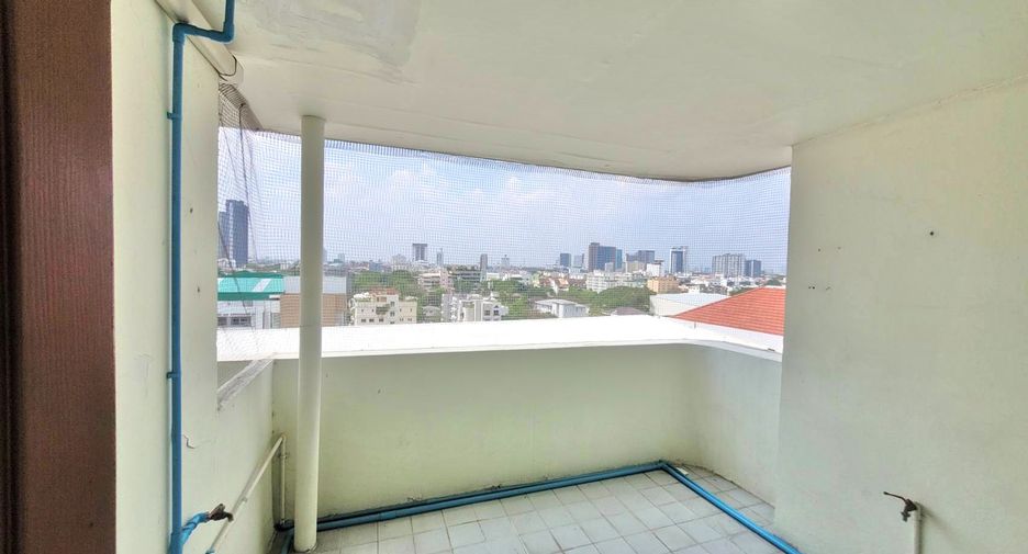 For rent 3 ベッドルーム condo in Watthana, Bangkok