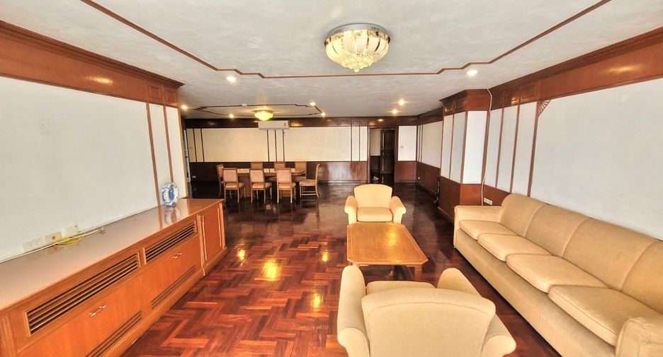 For rent 3 ベッドルーム condo in Watthana, Bangkok