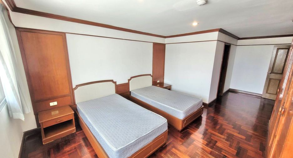 For rent 3 ベッドルーム condo in Watthana, Bangkok