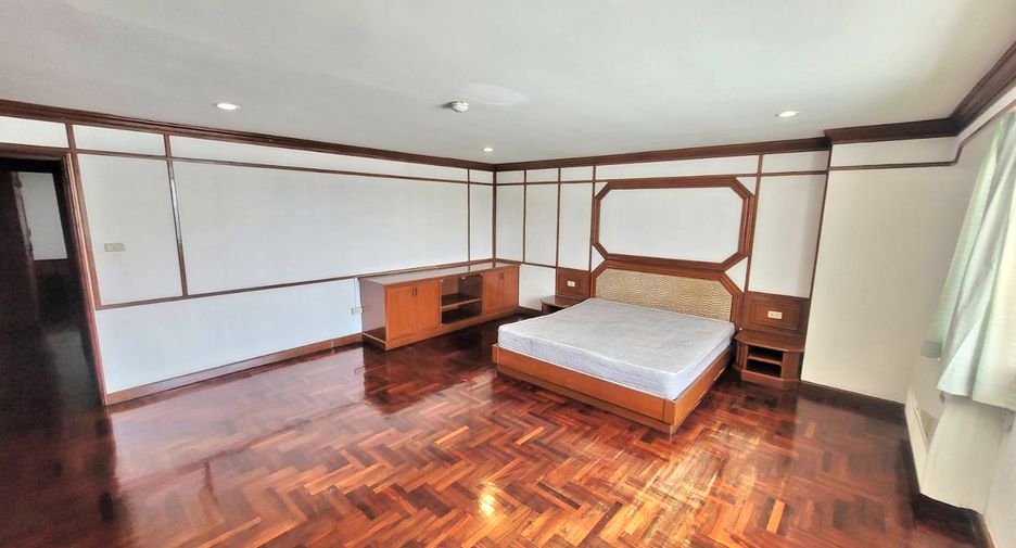 For rent 3 ベッドルーム condo in Watthana, Bangkok