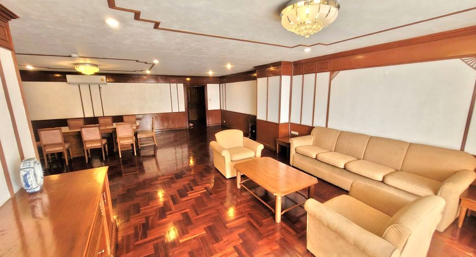 For rent 3 ベッドルーム condo in Watthana, Bangkok