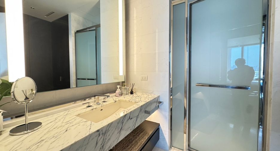 Wohnung zur Miete und zum Kauf mit 2 Zimmer in Bang Kho Laem, Bangkok