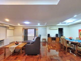 For rent 3 bedrooms condo in Watthana, Bangkok