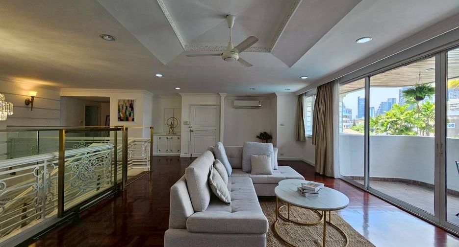 Condo en alquiler de 4 habitaciones en Watthana, Bangkok