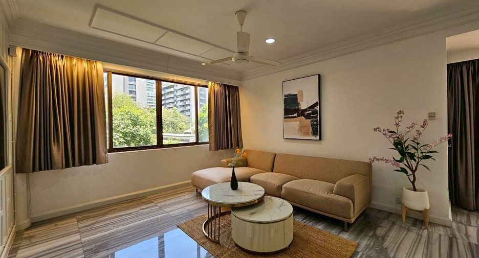 Condo en alquiler de 4 habitaciones en Watthana, Bangkok
