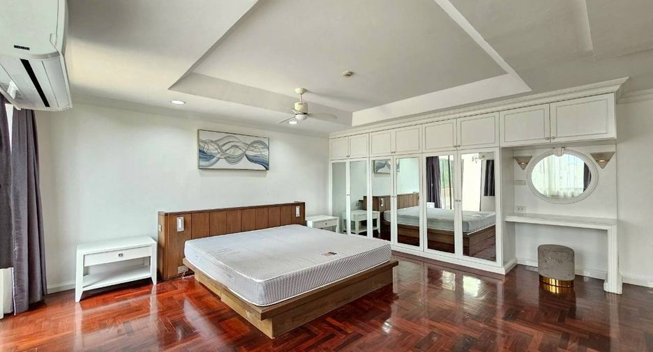 Wohnung zur Miete mit 4 Zimmer in Watthana, Bangkok