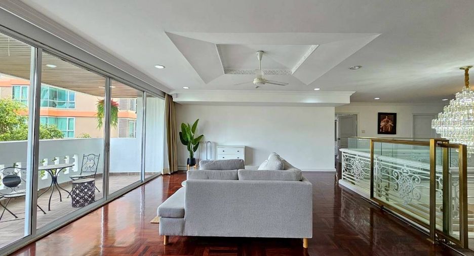 Wohnung zur Miete mit 4 Zimmer in Watthana, Bangkok