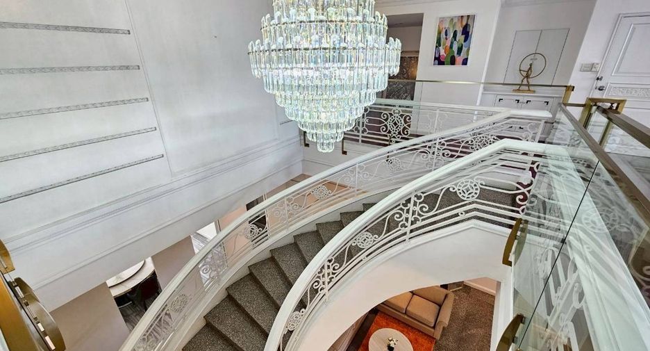 Wohnung zur Miete mit 4 Zimmer in Watthana, Bangkok