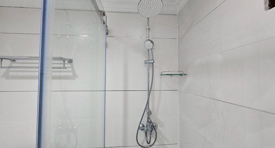 Condo en alquiler de 4 habitaciones en Watthana, Bangkok