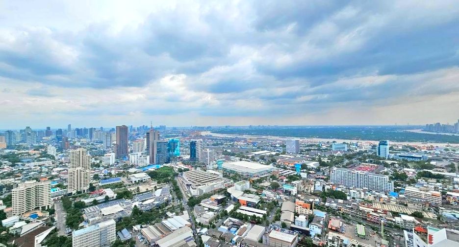 Wohnung zur Miete mit 3 Zimmer in Khlong Toei, Bangkok