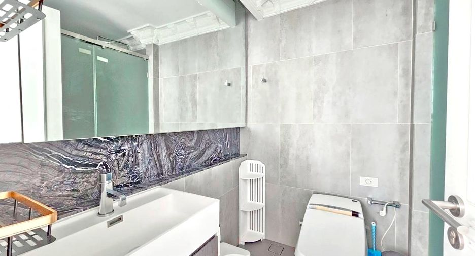 Wohnung zur Miete mit 3 Zimmer in Khlong Toei, Bangkok