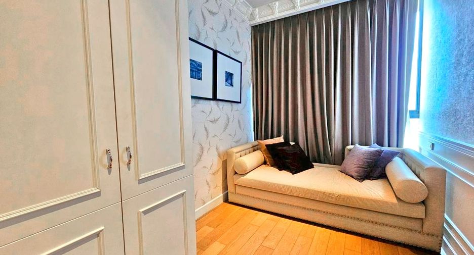 À louer et à vendre 3 chambres condo à Khlong Toei, Bangkok