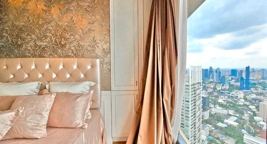 À louer et à vendre 3 chambres condo à Khlong Toei, Bangkok