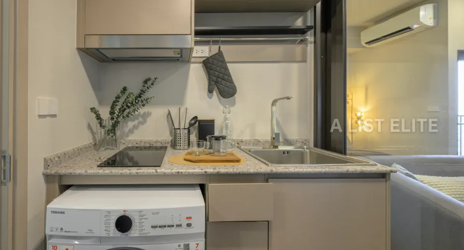 À vendre 1 chambre condo à Thon Buri, Bangkok
