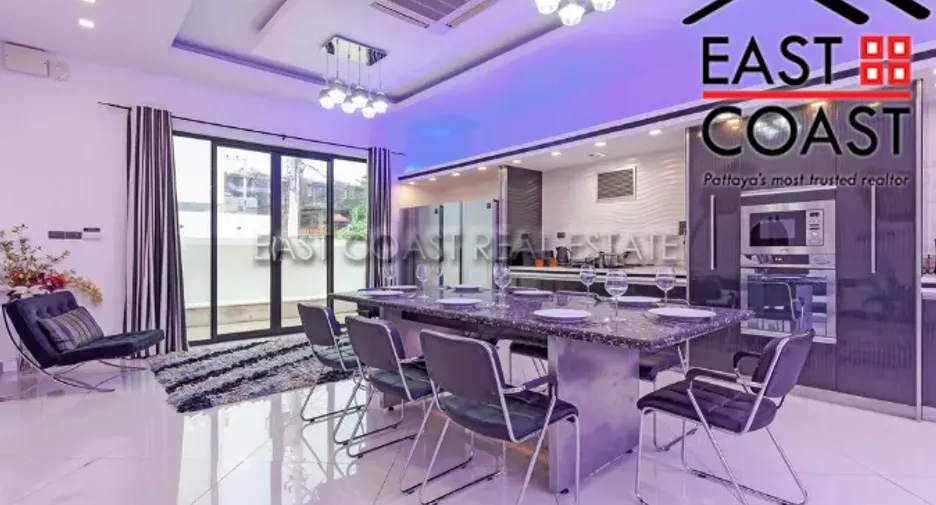 For rent and for sale 4 bedrooms house in Bang Lamung, Chonburi