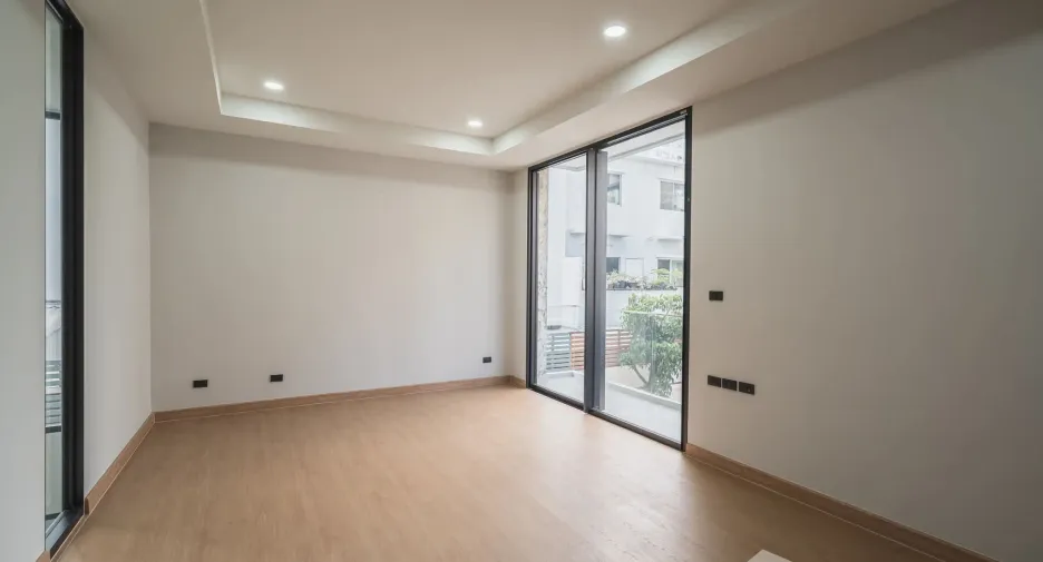 For sale 4 bedrooms house in Lat Krabang, Bangkok