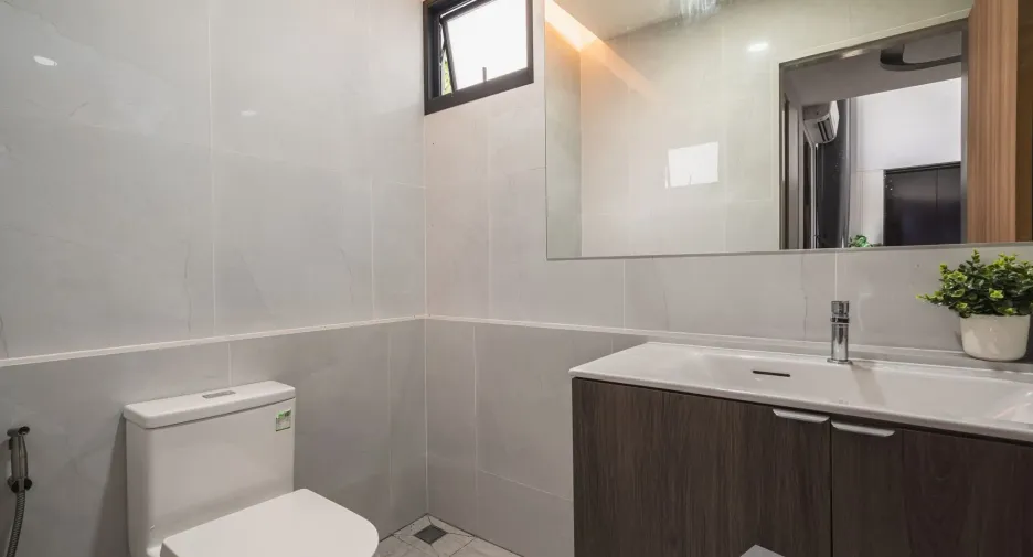 For sale 4 bedrooms house in Lat Krabang, Bangkok