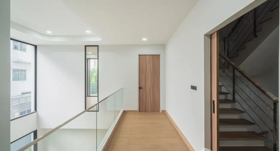 For sale 4 bedrooms house in Lat Krabang, Bangkok