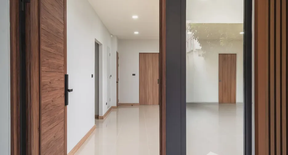 For sale 4 bedrooms house in Lat Krabang, Bangkok