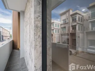 For sale 4 bedrooms house in Lat Krabang, Bangkok