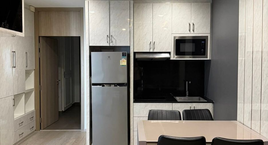 Condo en alquiler de 1 habitaciones en Pathum Wan, Bangkok