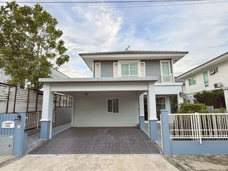Haus zur Miete mit 3 Zimmer in Bang Phli, Samut Prakan