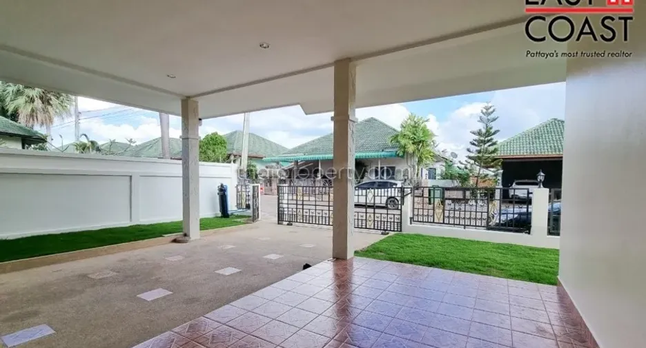For rent and for sale 3 bedrooms house in Bang Lamung, Chonburi