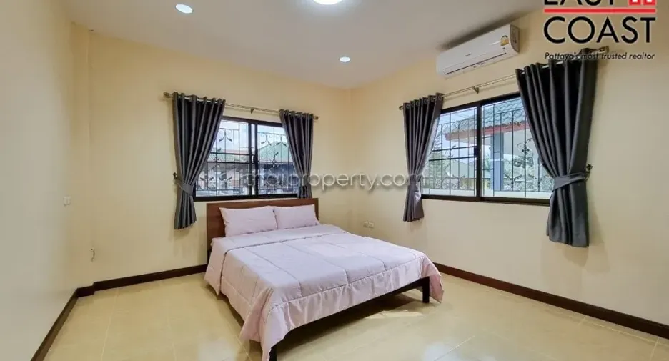 For rent and for sale 3 bedrooms house in Bang Lamung, Chonburi