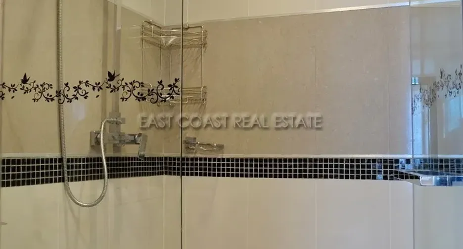 For rent and for sale 1 bed condo in Bang Lamung, Chonburi