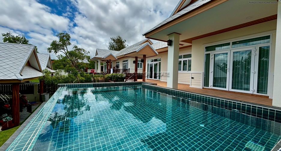 For rent 3 bedrooms house in East Pattaya, Pattaya