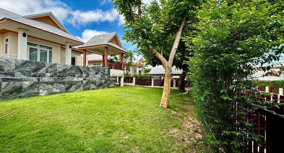 For rent 3 bedrooms house in East Pattaya, Pattaya