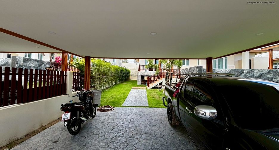 For rent 3 bedrooms house in East Pattaya, Pattaya
