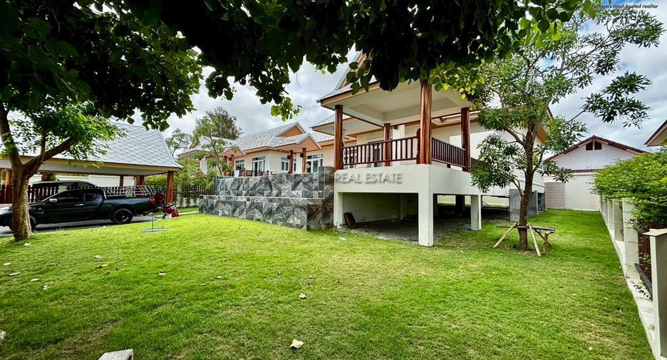For rent 3 bedrooms house in East Pattaya, Pattaya