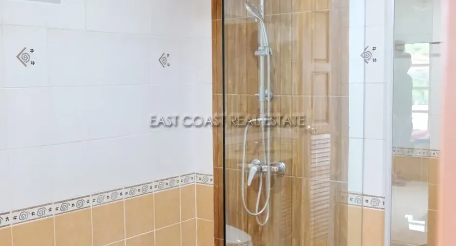 For rent 5 bedrooms house in Jomtien, Pattaya