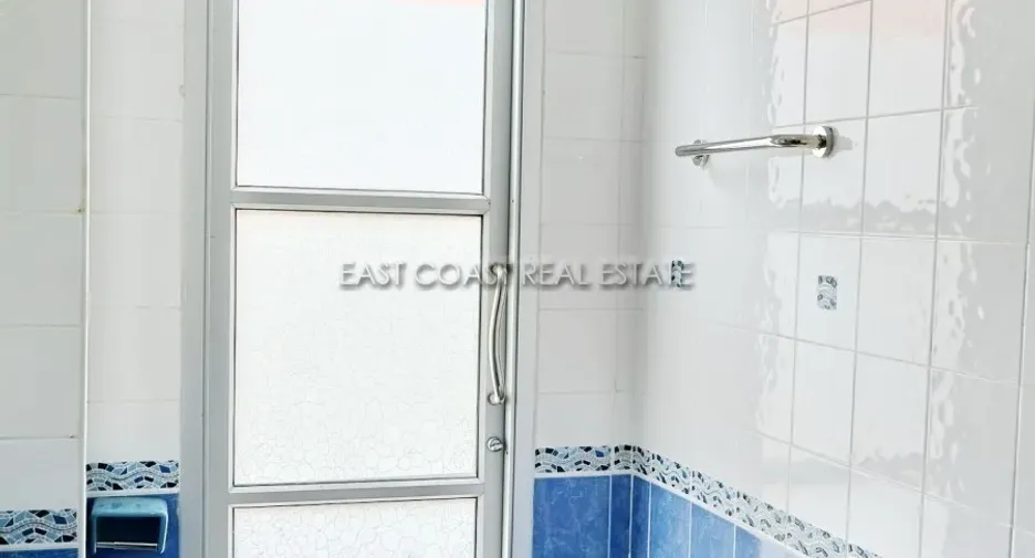 For rent 5 bedrooms house in Jomtien, Pattaya