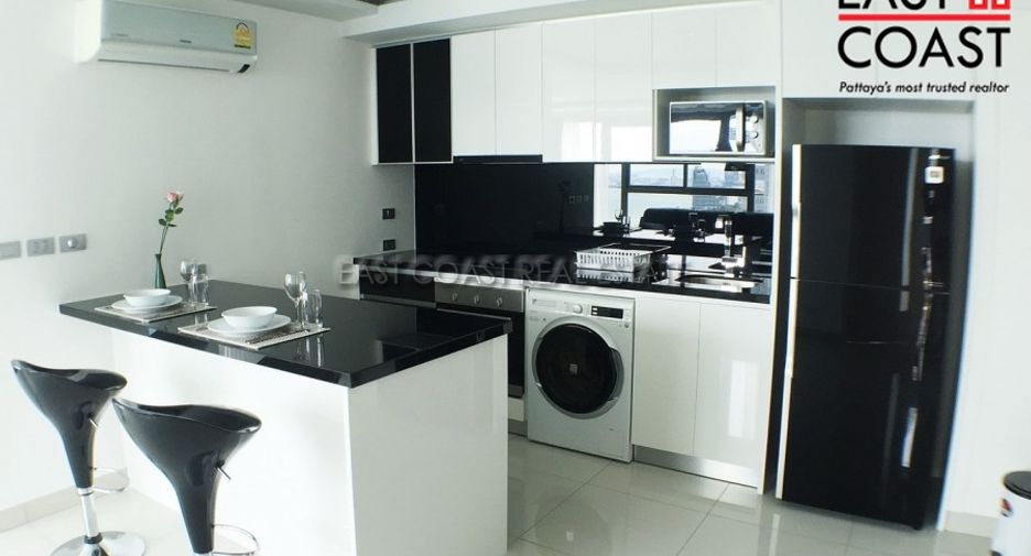 For rent 2 bedrooms condo in North Pattaya, Pattaya