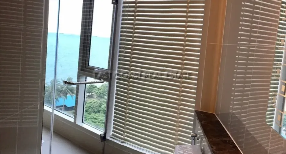 For rent 2 bedrooms condo in Bang Lamung, Chonburi