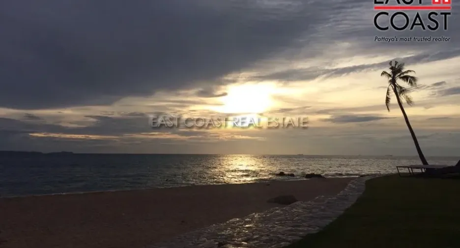 For rent 2 bedrooms condo in Bang Lamung, Chonburi