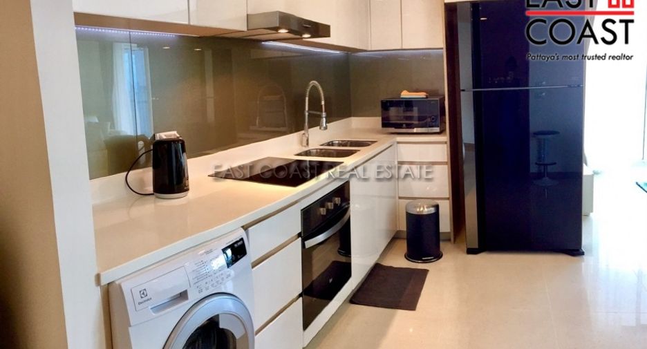For rent 2 bedrooms condo in North Pattaya, Pattaya