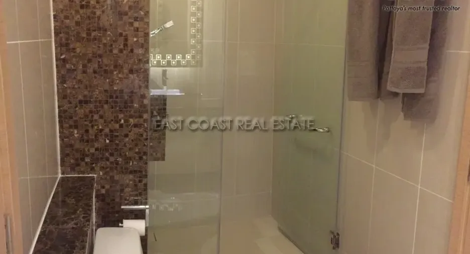 For rent 2 bedrooms condo in Bang Lamung, Chonburi