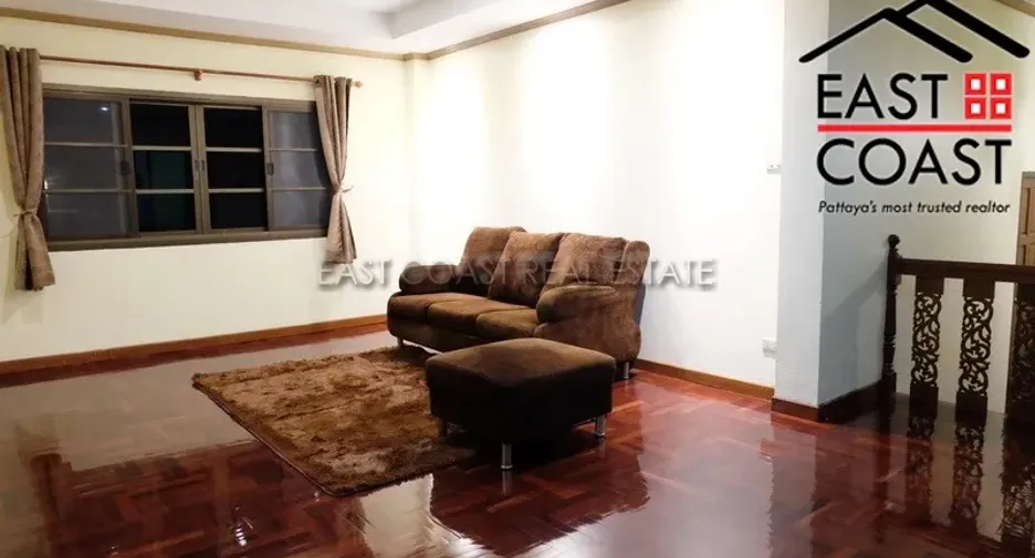 For rent 4 ベッドルーム house in Bang Lamung, Chonburi