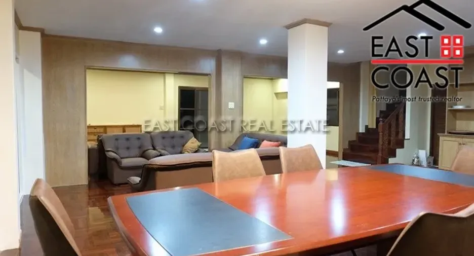 For rent 4 ベッドルーム house in Bang Lamung, Chonburi