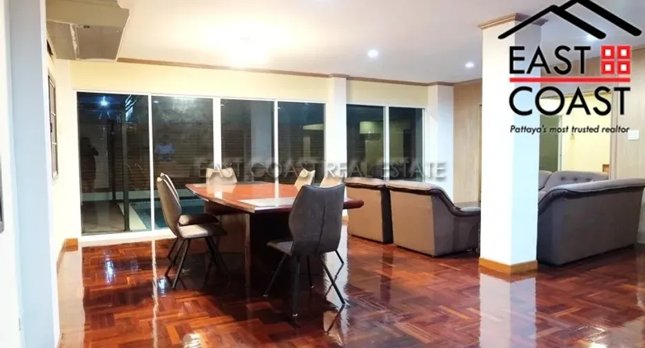 For rent 4 ベッドルーム house in Bang Lamung, Chonburi