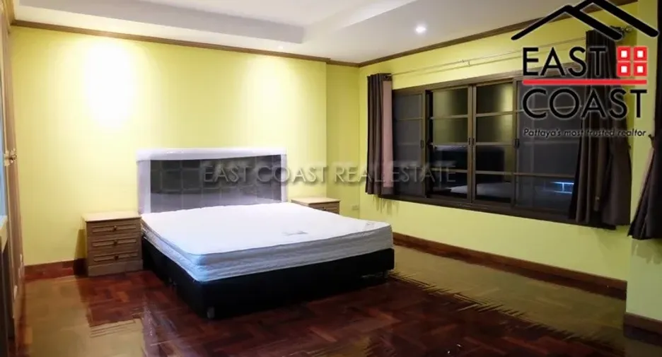 For rent 4 ベッドルーム house in Bang Lamung, Chonburi