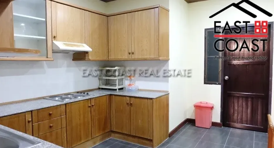 For rent 4 ベッドルーム house in Bang Lamung, Chonburi