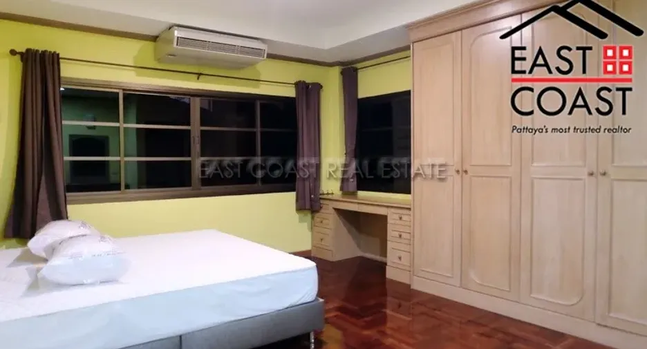 For rent 4 ベッドルーム house in Bang Lamung, Chonburi